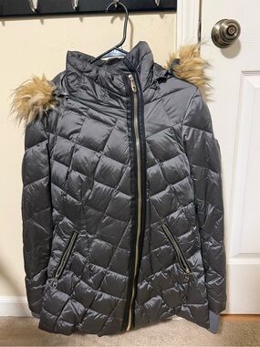 Steve Madden Quilted Hooded Puffer Jacket with Faux Fur Trim - Gray